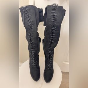 Knee High Black Velvet Laced Heeled Boots